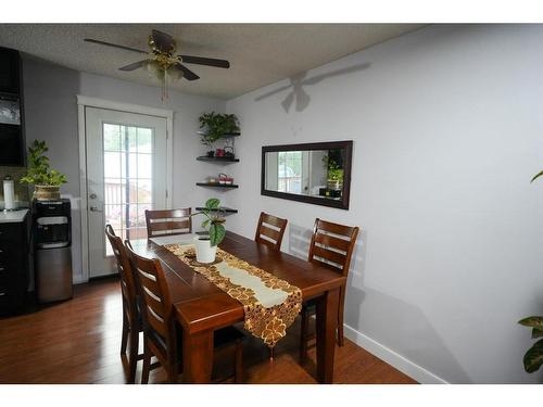 146 Sitka Drive, Fort Mcmurray, AB - Indoor Photo Showing Dining Room