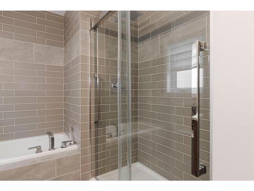 245 Gravelstone Road, Fort Mcmurray, AB - Indoor Photo Showing Bathroom