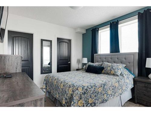 2514-135B Sandpiper Road, Fort Mcmurray, AB - Indoor Photo Showing Bedroom