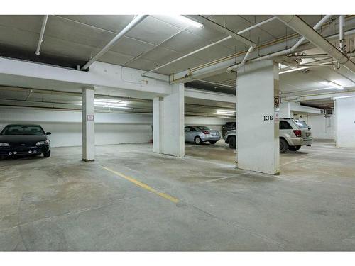 2514-135B Sandpiper Road, Fort Mcmurray, AB - Indoor Photo Showing Garage