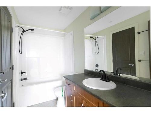 309-136C Sandpiper Road, Fort Mcmurray, AB - Indoor Photo Showing Bathroom