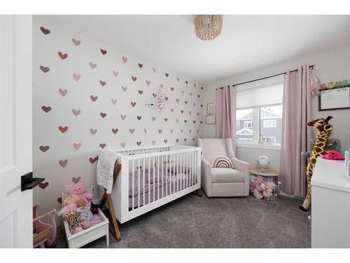 105 Arncliff Court, Fort Mcmurray, AB - Indoor Photo Showing Bedroom