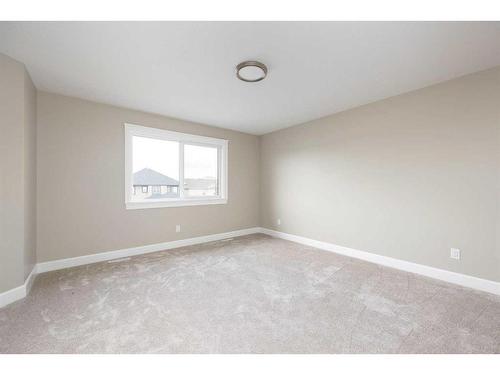 138 Magpie Street, Fort Mcmurray, AB - Indoor Photo Showing Other Room