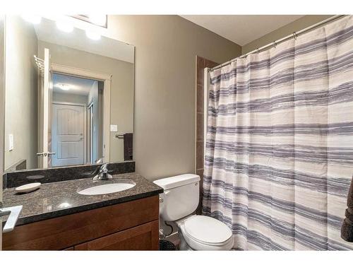 705-8535 Clearwater Drive, Fort Mcmurray, AB - Indoor Photo Showing Bathroom