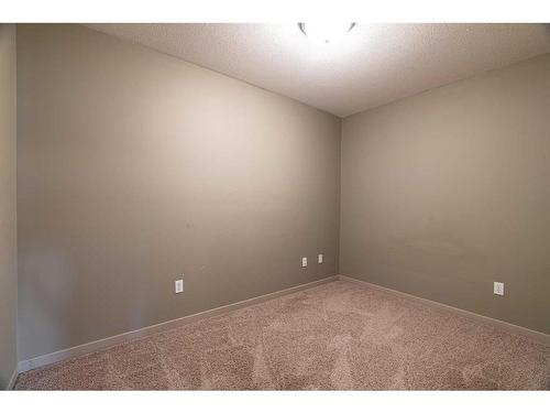 705-8535 Clearwater Drive, Fort Mcmurray, AB - Indoor Photo Showing Other Room