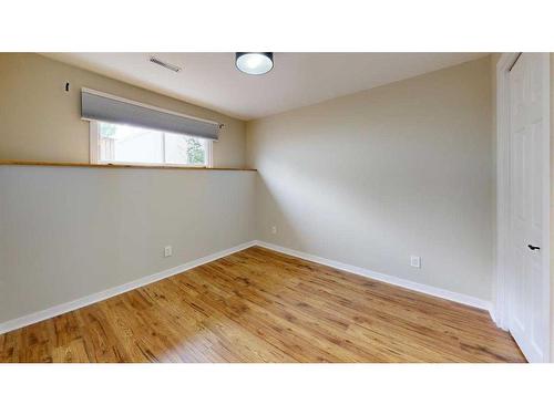 144 Cruickshank Road, Fort Mcmurray, AB - Indoor Photo Showing Other Room