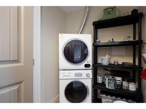 2405-204 Sparrow Hawk Drive, Fort Mcmurray, AB - Indoor Photo Showing Laundry Room