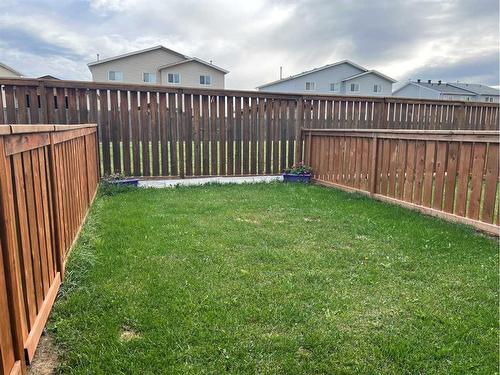 207-123 Arabian Drive, Fort Mcmurray, AB - Outdoor