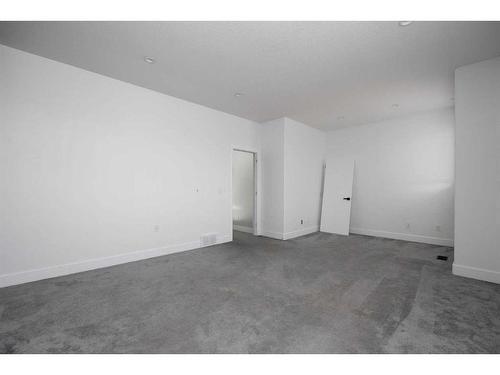 210 Prospect Drive, Fort Mcmurray, AB - Indoor Photo Showing Other Room