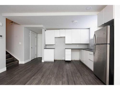 210 Prospect Drive, Fort Mcmurray, AB - Indoor Photo Showing Kitchen