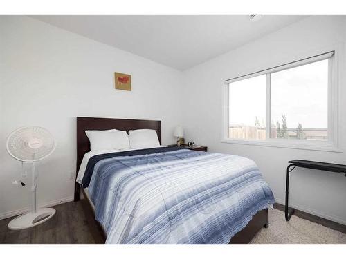 121 Sandstone Lane, Fort Mcmurray, AB - Indoor Photo Showing Bedroom