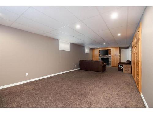 271 Berens Place, Fort Mcmurray, AB - Indoor Photo Showing Other Room