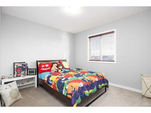 404 Fireweed Crescent, Fort Mcmurray, AB - Indoor Photo Showing Bedroom