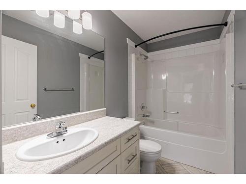 361 Diefenbaker Drive, Fort Mcmurray, AB - Indoor Photo Showing Bathroom