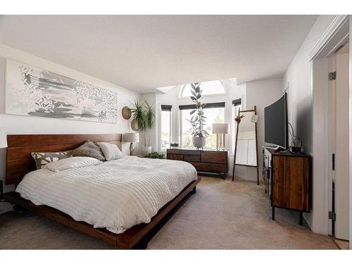 30-98 Wilson Drive, Fort Mcmurray, AB - Indoor Photo Showing Bedroom