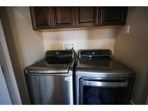 463 Killdeer Way, Fort Mcmurray, AB - Indoor Photo Showing Laundry Room