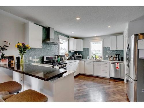 120 Bergeron Road, Fort Mcmurray, AB - Indoor Photo Showing Kitchen With Stainless Steel Kitchen