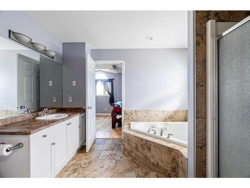 173 Pickles Crescent, Fort Mcmurray, AB - Indoor Photo Showing Bathroom