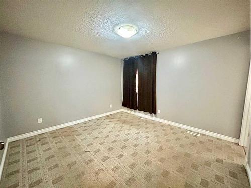 129 O'Coffey Crescent, Fort Mcmurray, AB - Indoor Photo Showing Other Room