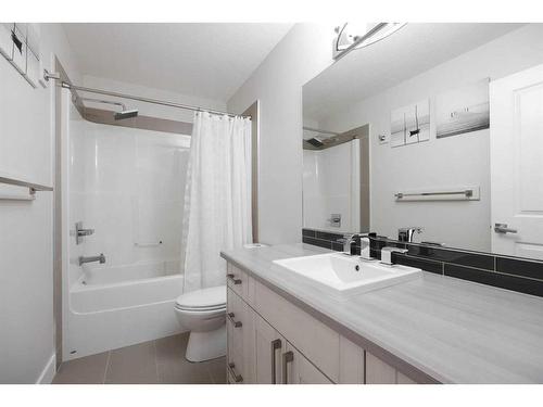 161 Chalifour Street, Fort Mcmurray, AB - Indoor Photo Showing Bathroom