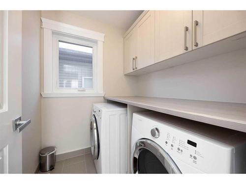 161 Chalifour Street, Fort Mcmurray, AB - Indoor Photo Showing Laundry Room