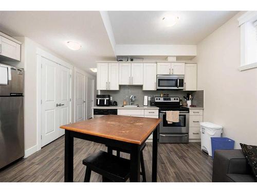 161 Chalifour Street, Fort Mcmurray, AB - Indoor Photo Showing Kitchen With Stainless Steel Kitchen