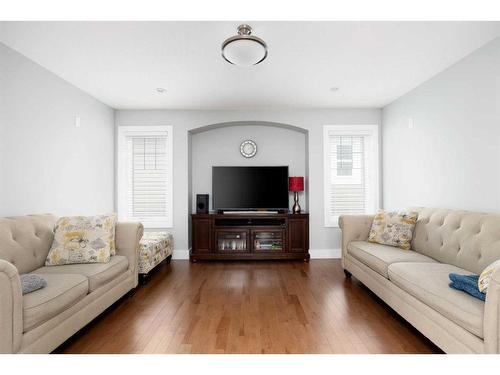 276 Dixon Road, Fort Mcmurray, AB - Indoor Photo Showing Living Room