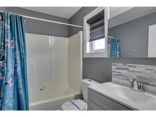 368 Gregoire Crescent, Fort Mcmurray, AB - Indoor Photo Showing Bathroom