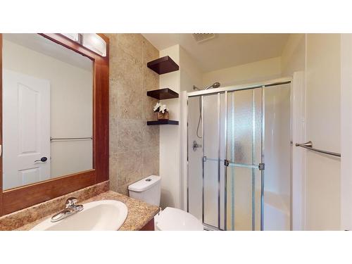 164 Jw Mann Drive, Fort Mcmurray, AB - Indoor Photo Showing Bathroom