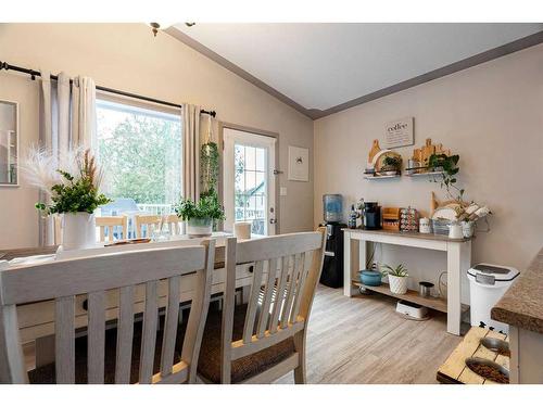 235 Williams Drive, Fort Mcmurray, AB - Indoor Photo Showing Dining Room