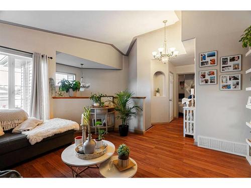 235 Williams Drive, Fort Mcmurray, AB - Indoor Photo Showing Living Room