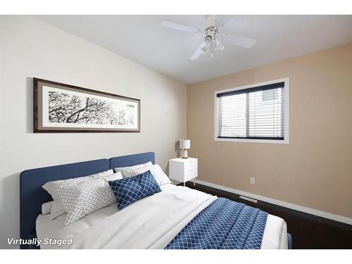 309 Burton Place, Fort Mcmurray, AB - Indoor Photo Showing Bedroom