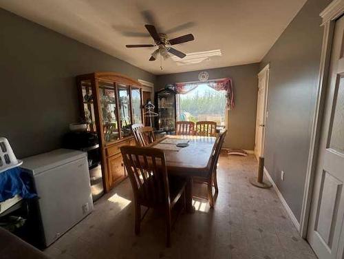 179 Atkinson Lane, Fort Mcmurray, AB - Indoor Photo Showing Dining Room