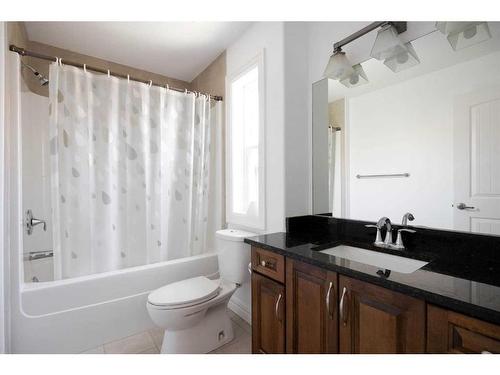 322 Grosbeak Way, Fort Mcmurray, AB - Indoor Photo Showing Bathroom