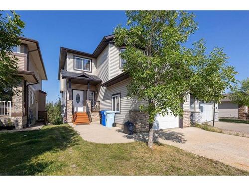 322 Grosbeak Way, Fort Mcmurray, AB - Outdoor With Facade