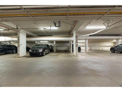 2107-204 Sparrow Hawk Drive, Fort Mcmurray, AB - Indoor Photo Showing Garage