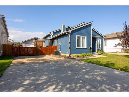 129 Becker Crescent, Fort Mcmurray, AB - Outdoor