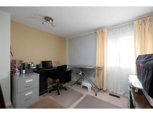 129 Becker Crescent, Fort Mcmurray, AB - Indoor Photo Showing Office