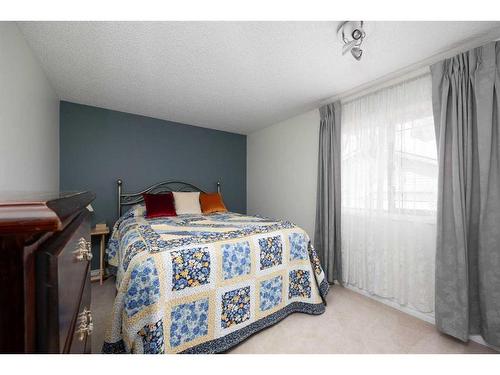 129 Becker Crescent, Fort Mcmurray, AB - Indoor Photo Showing Bedroom