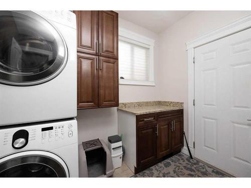 340 Fireweed Crescent, Fort Mcmurray, AB - Indoor Photo Showing Laundry Room