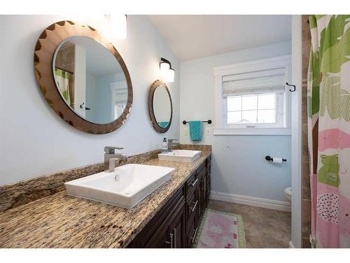 340 Fireweed Crescent, Fort Mcmurray, AB - Indoor Photo Showing Bathroom