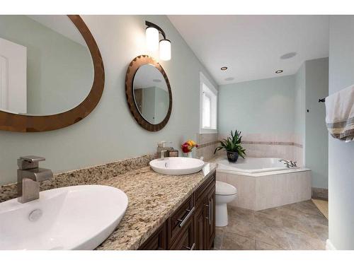 340 Fireweed Crescent, Fort Mcmurray, AB - Indoor Photo Showing Bathroom