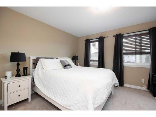 232 Comeau Crescent, Fort Mcmurray, AB - Indoor Photo Showing Bedroom