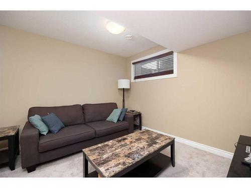 232 Comeau Crescent, Fort Mcmurray, AB - Indoor Photo Showing Living Room