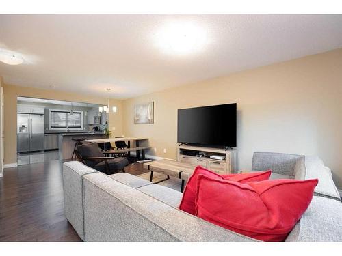 232 Comeau Crescent, Fort Mcmurray, AB - Indoor Photo Showing Living Room