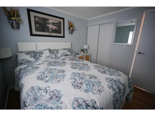 128 Mckinlay Crescent, Fort Mcmurray, AB - Indoor Photo Showing Bedroom