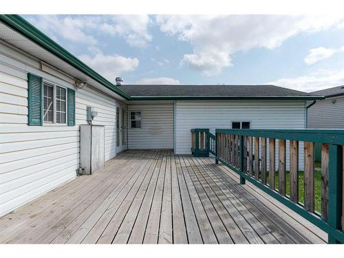 233 Tamarack Way, Fort Mcmurray, AB - Outdoor With Deck Patio Veranda With Exterior