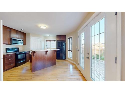 232 Coyote Crescent, Fort Mcmurray, AB - Indoor Photo Showing Kitchen