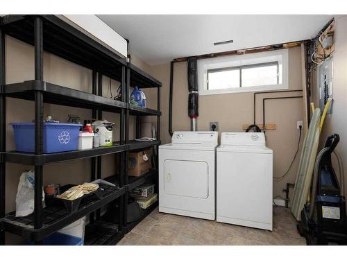 142 Grayling Crescent, Fort Mcmurray, AB - Indoor Photo Showing Laundry Room