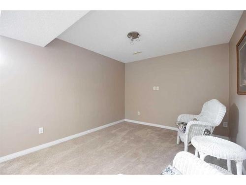 142 Grayling Crescent, Fort Mcmurray, AB - Indoor Photo Showing Other Room